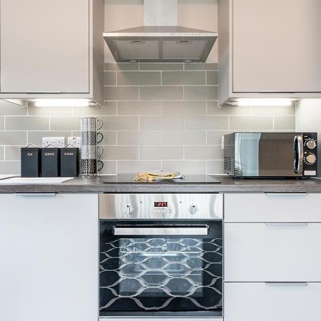 Apartamento Pass The Keys Luxurious 1Br Apt In Prime Location With Top Amenities Belfast Exterior foto